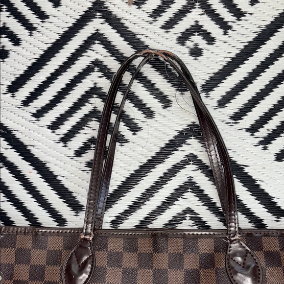 ❤️Elegant Brown Checkered Tote Bag & Dust Bag - Picture 3 of 11